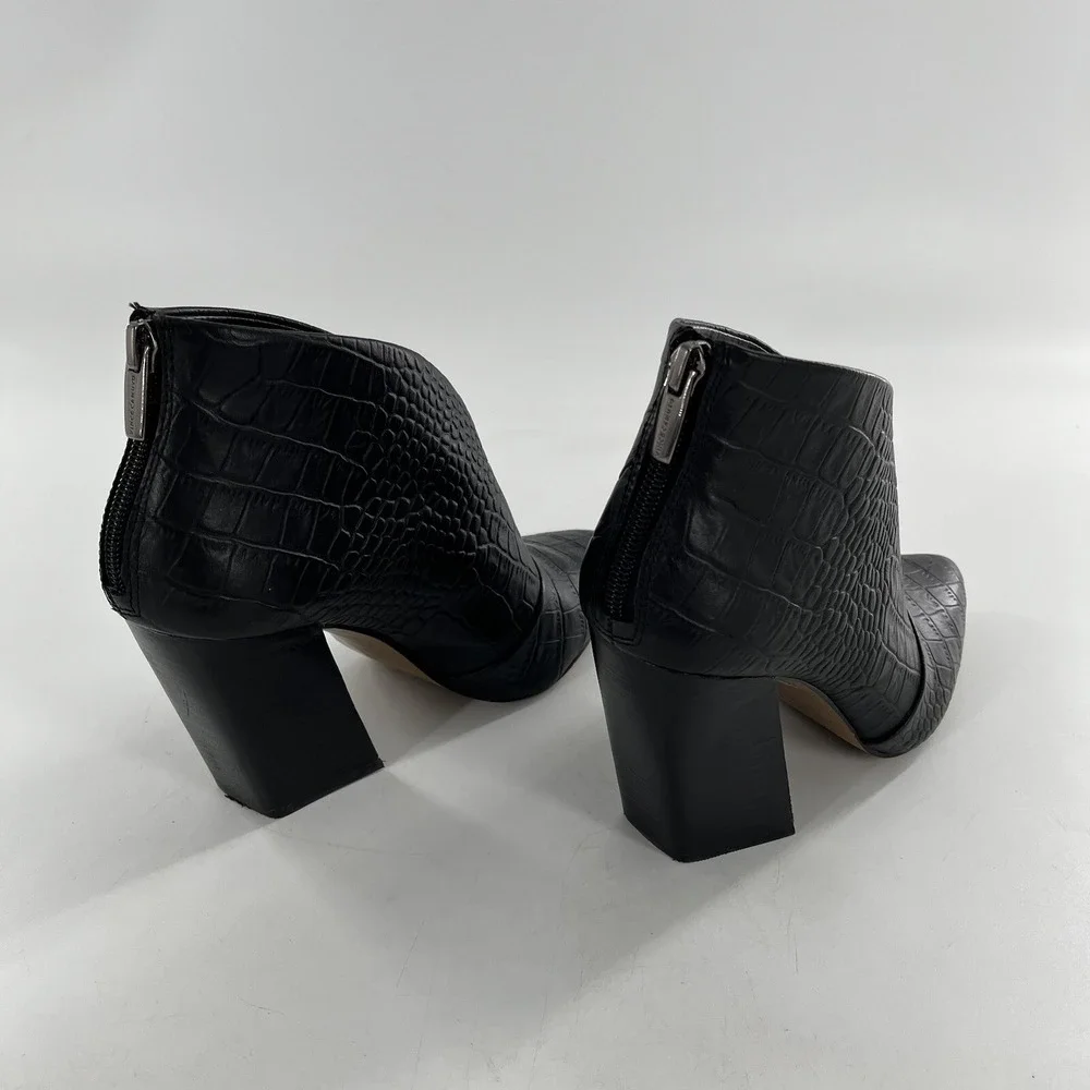 Vince Camuto Exotic Bootie‎ Womens 7.5M Black Chunky Croc Boot Steevera Back Zip